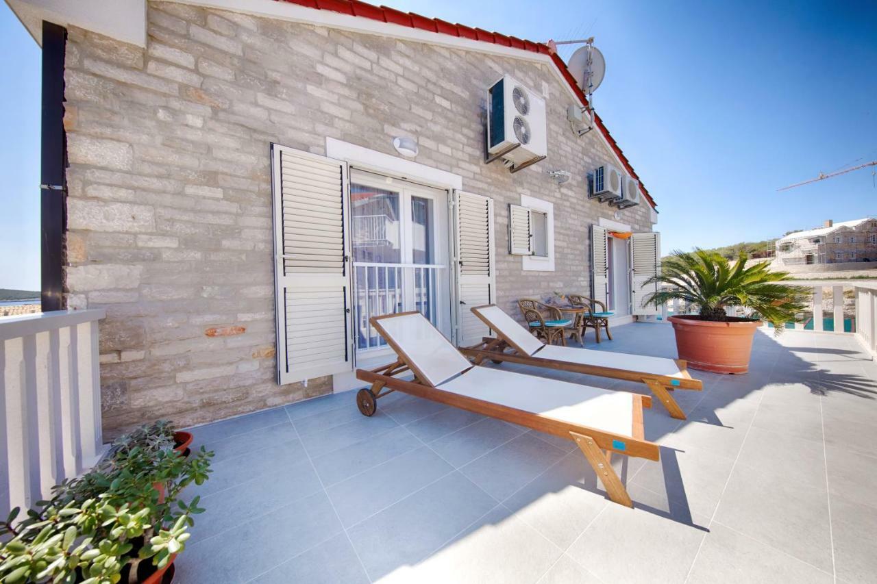 Apartments Dalmatino Рукавац Екстериор снимка