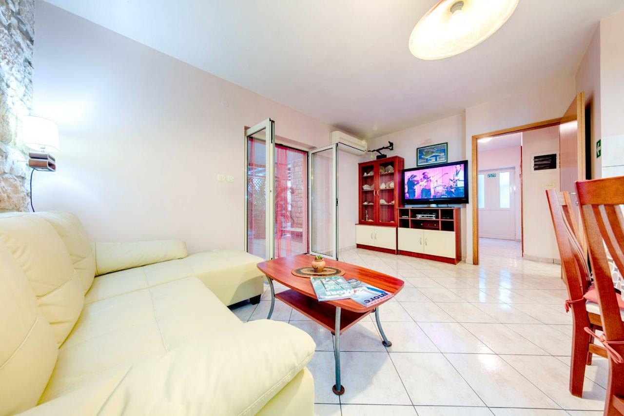 Apartments Dalmatino Рукавац Екстериор снимка