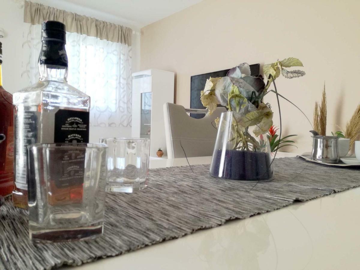 Apartments Dalmatino Рукавац Екстериор снимка